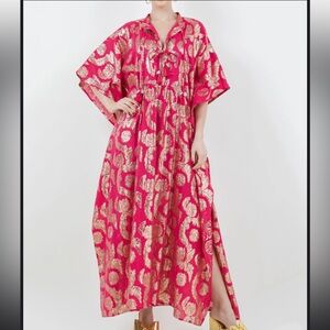 Palm Springs Caftan Maxi Dress

POMEGRANATE GOLD, Size Large/X-Large